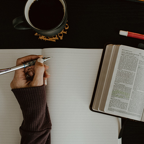 kelly-sikkema-YnRNdB-XTME-unsplash