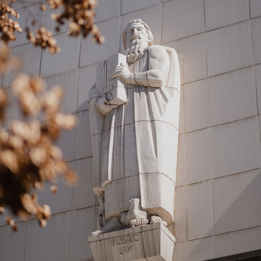 levi-meir-clancy-KbPVj7knbTU-unsplash