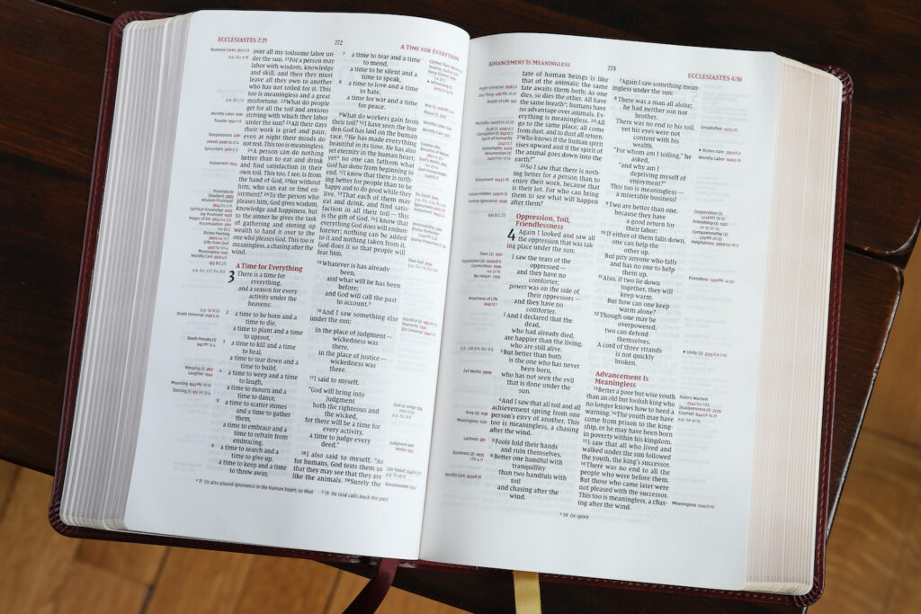 9780310459699.photo.interior.04